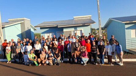 sonho-da-casa-propria-se-torna-realidade-para-17-familia ...