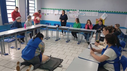 profissionais-da-escola-municipal-barra-funda-participam ...