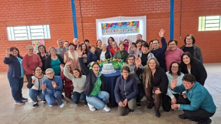 encontro-da-terceira-idade-celebra-aniversariantes-e-pro ...